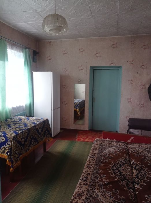 Доглянутий будинок в жилому стані недалеко від Чернігова. Село Виблі.