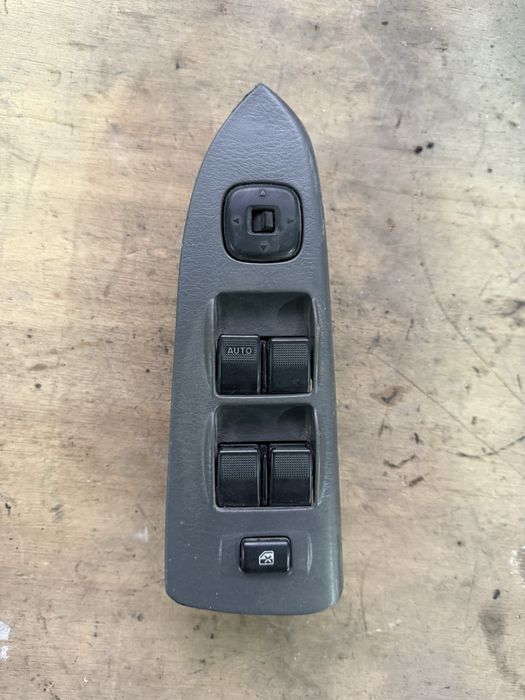 Comando / Módulo Vidros Elétricos Mazda Premacy