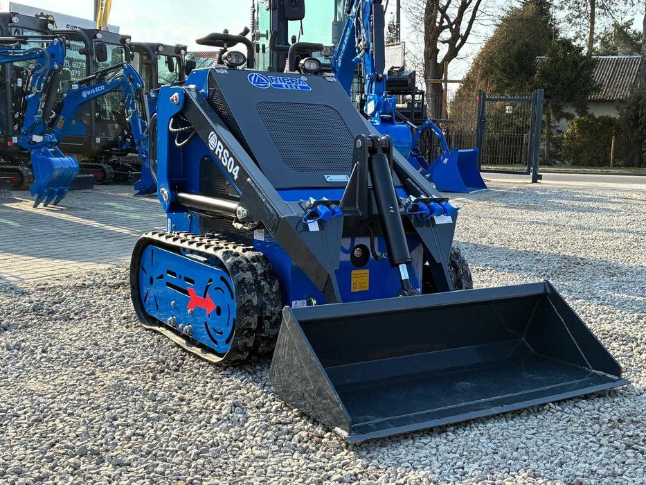 Nowa Ładowarka Rippa RS04 Silnik Kubota 2cylindry Waga 785KG Leasing