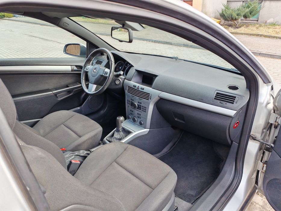 Opel Astra GTC 1.7 CDTi 2008r Lift - Stan Bdb - Bez rdzy - Wyposażony