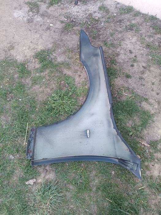 BMW E60 błotnik  przedni prawy