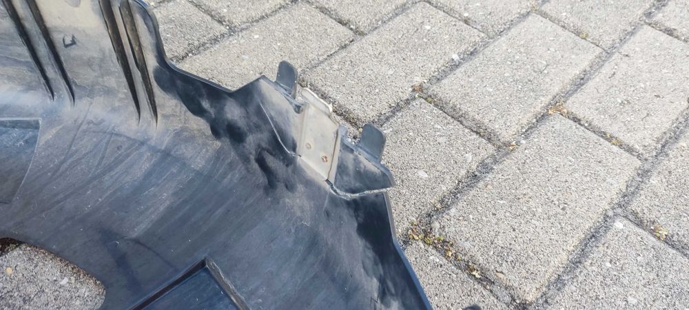 Capa interior do pneu suplente Grand Vitara 1.9 ddis 2006.