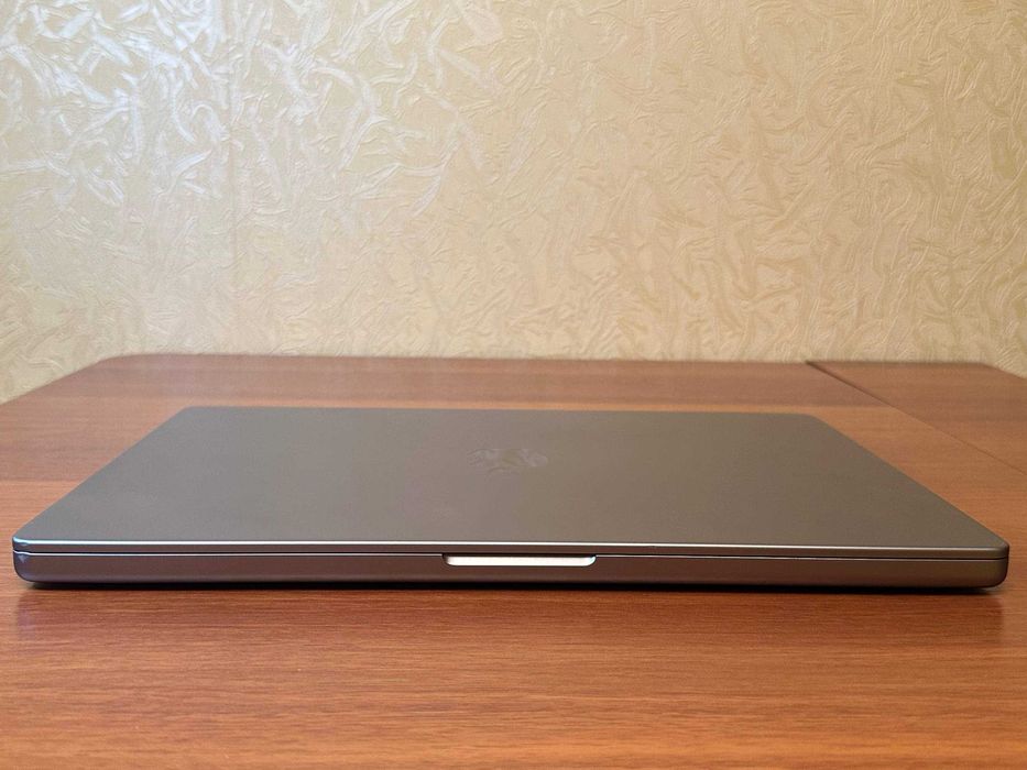 Macbook Pro 16 M1 PRO 32 512