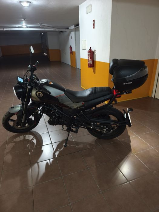 Benelli leoncino 125