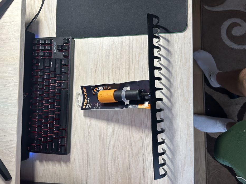 Граблі fiskars нові