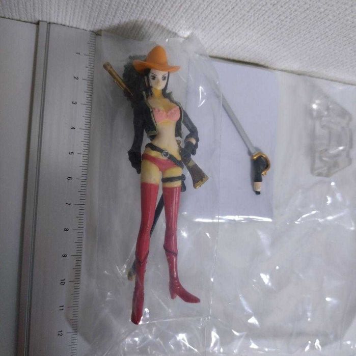 One Piece Super Modeling Sou Movie Z Battle Suit -4 peças novas