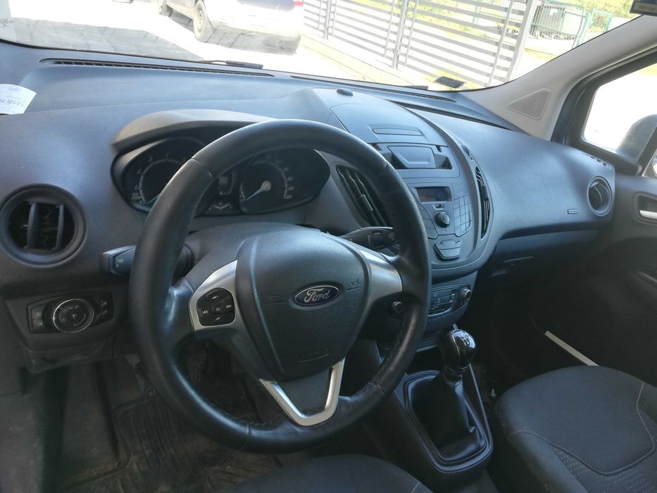 Ford Transit Courier