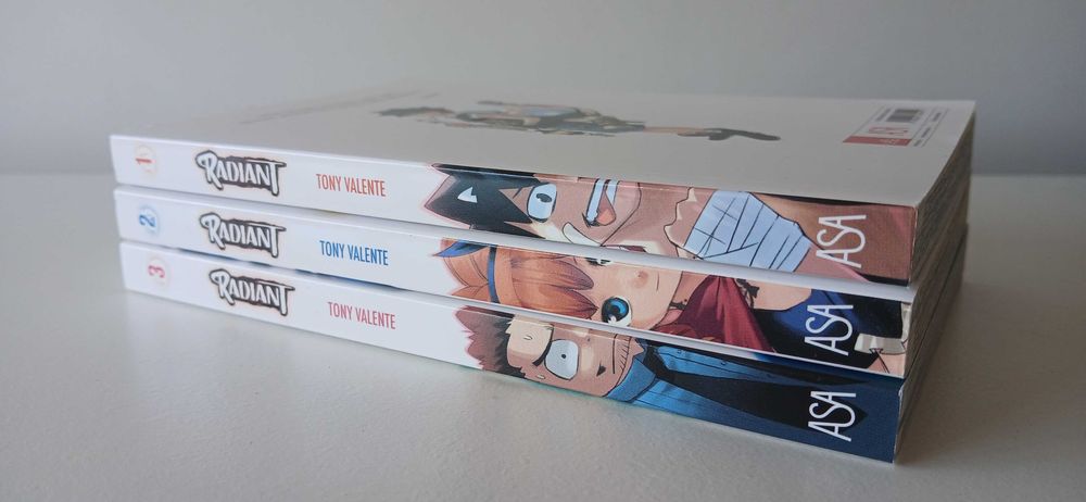 Mangá - Radiant - Volumes iniciais do 1 ao 3 - Lote - Tony Valente
