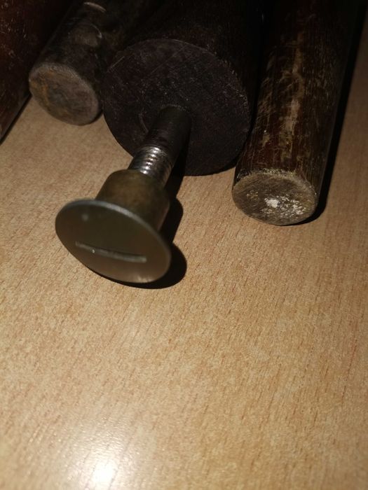 Nóżki do szafki typu patyczak, z czasu PRL