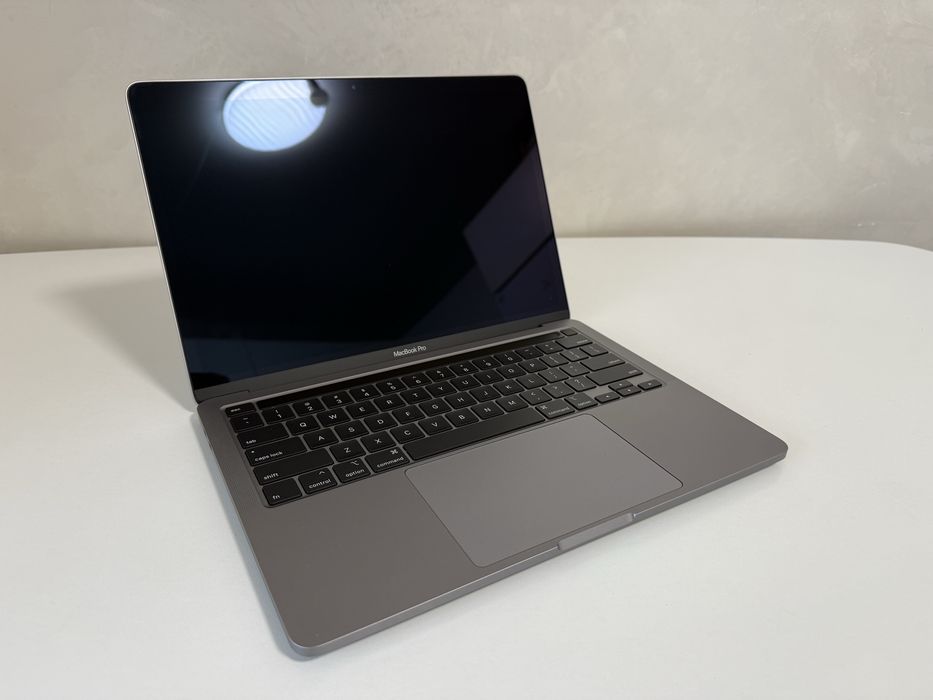  MacBook Pro (13-inch, 2020, Two Thunderbolt 3 ports) Silver: 4