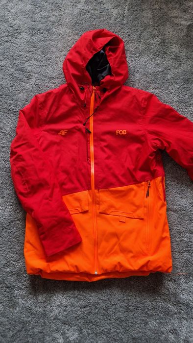 Kombinezon snowboardowy 4f