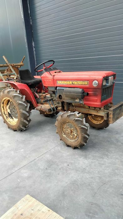 Trator Yanmar 4*4