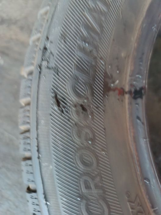 oony całoroczne michelin 175/65r14