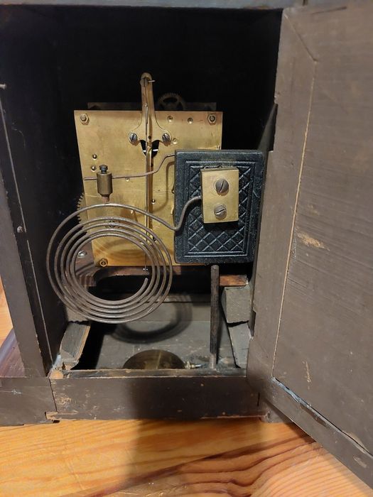 Zegar kapliczka  Junghans