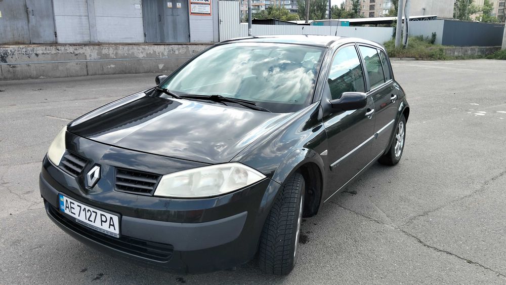 Продаю авто Рено Меган 2