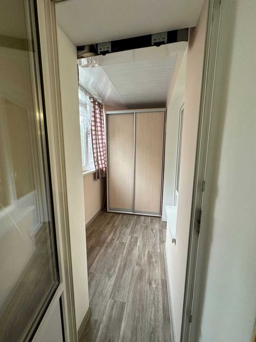 Продам просторную 2-к квартиру с ремонтом проспект Мира Левобережный