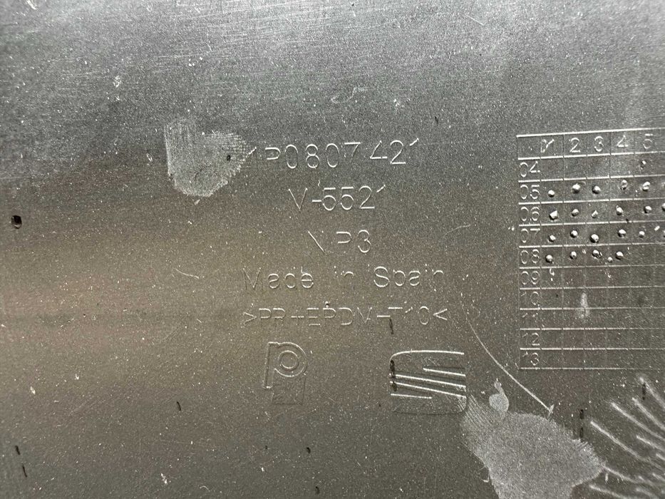 Бампер задній Seat Leon