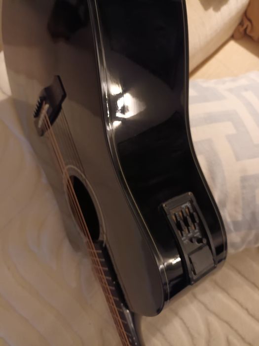 Viola eléctrica com com afinador incluido