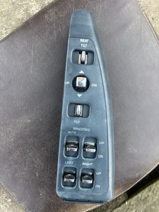 Блок управління зеркалами, вікнами Chevrolet Caprice Classic