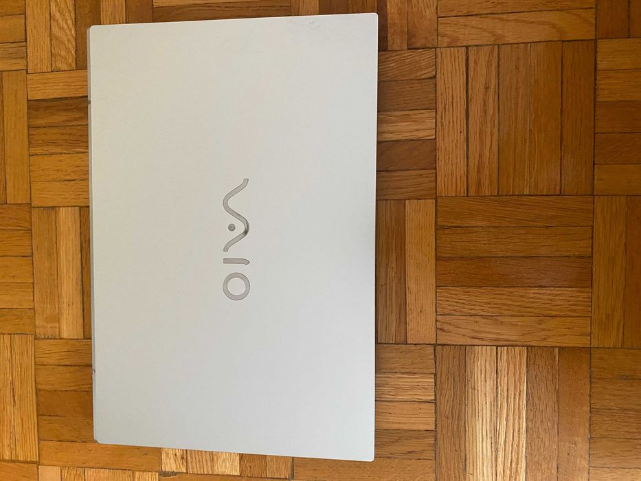 Laptop Vaio Fe VWNC71419/WIN 11/Srebrny/Intel i7-11 / 16GB / SSD 1TB