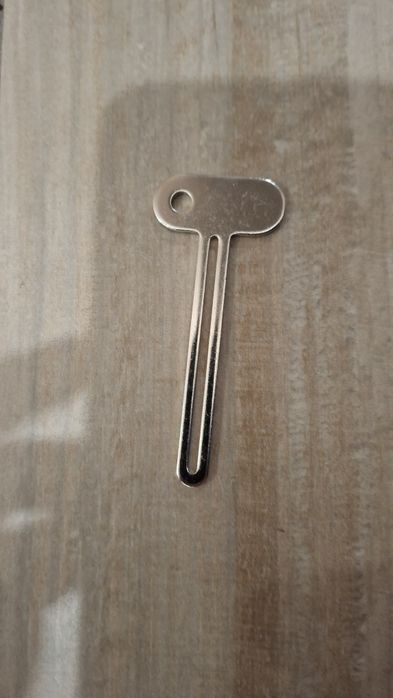 Выдавливатель для зубных паст