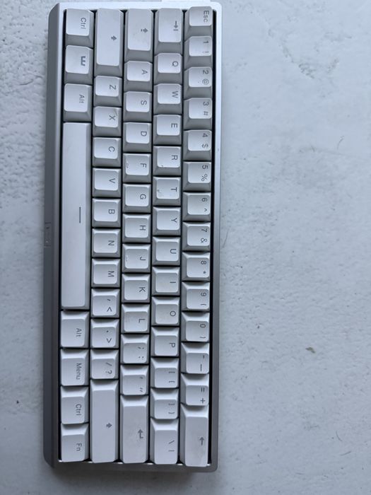 Klawiatura wooting 60he v2 biala aluminiowa plus case