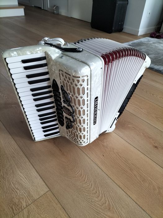 Akordeon Guerrini Oxford  2 96 basów 3 chóry, stan SKLEPOWY !!!