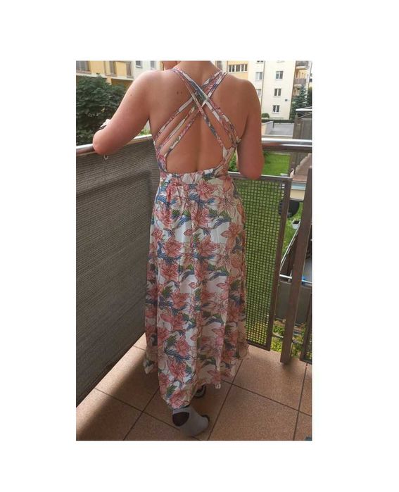Letnia sukienka w kwiaty
