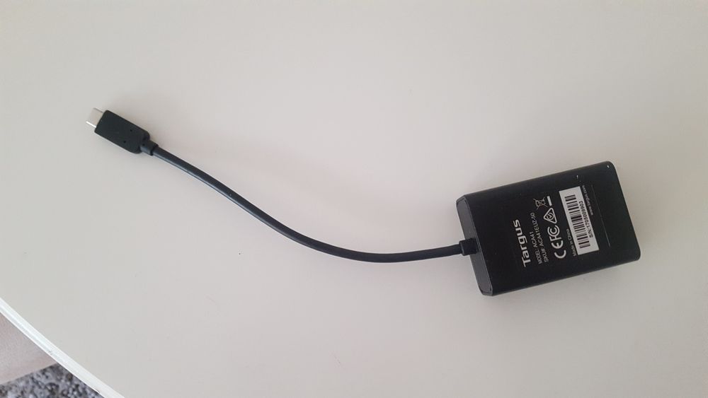 Vendo adaptador Targus