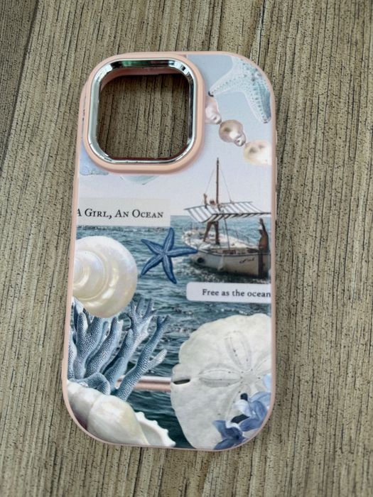 Продам чехлы на Iphone 15 pro
