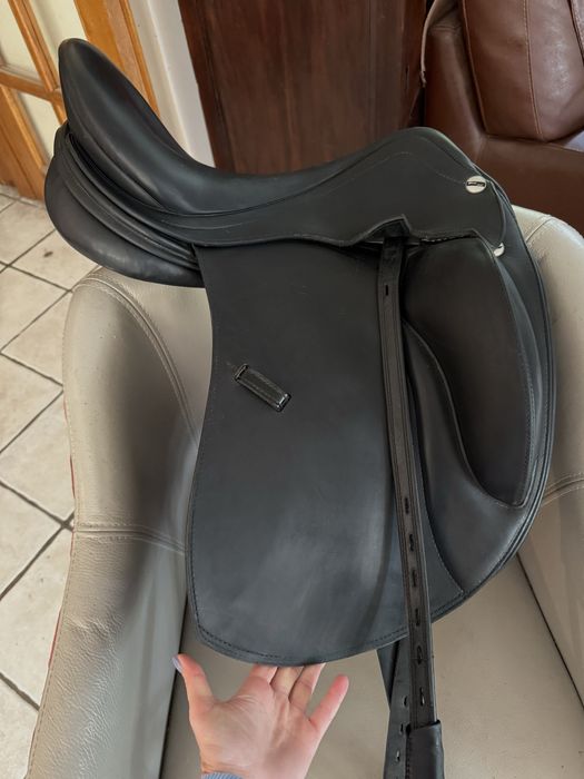 Siodlo ujezdzeniowe Erreplus Elena 17