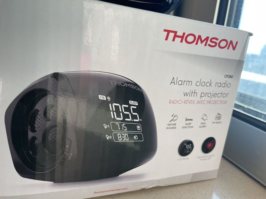 Rádio Relógio Novo dentro da Caixa