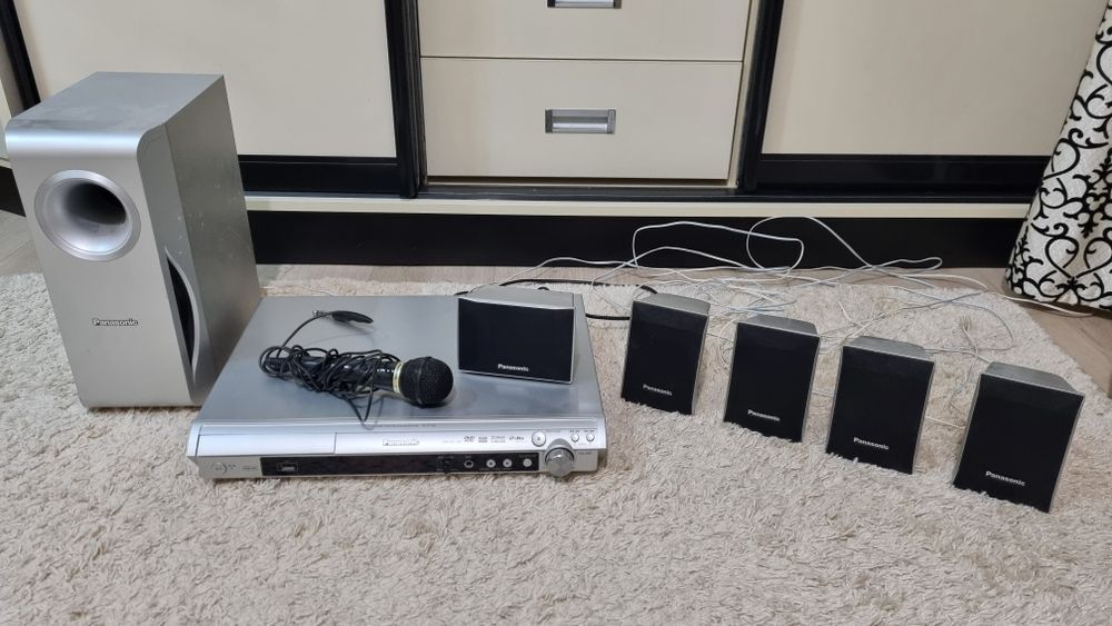 Домашній кінотеатр Panasonic 5.1