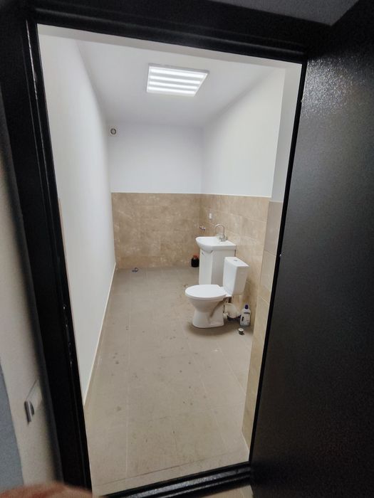 Оренда приміщення під СТО, склад з новим підйомником та  офісом