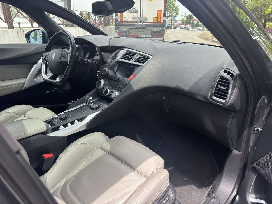 DS5 Hybrid4 Sport Chic 200cv