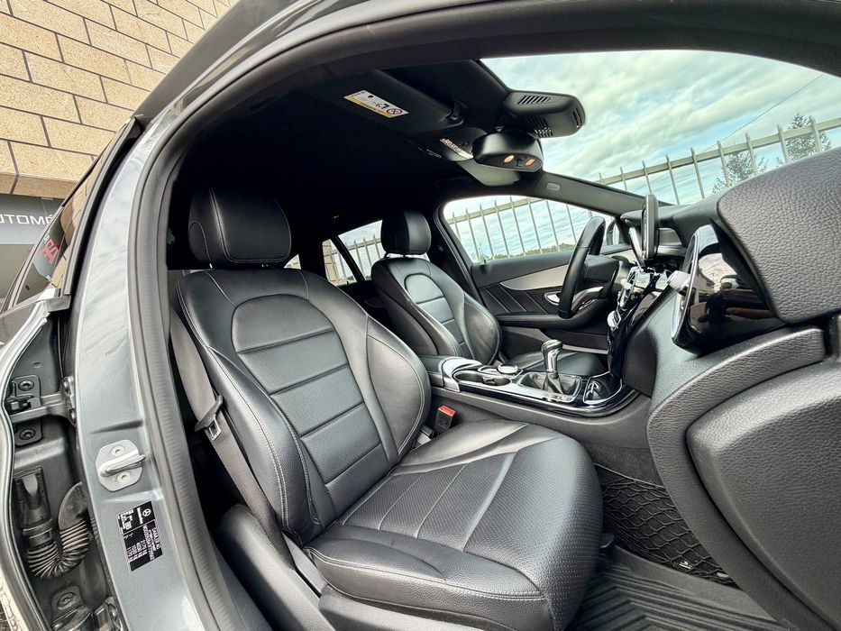 Mercedes-Benz C220d AMG Line — 2018