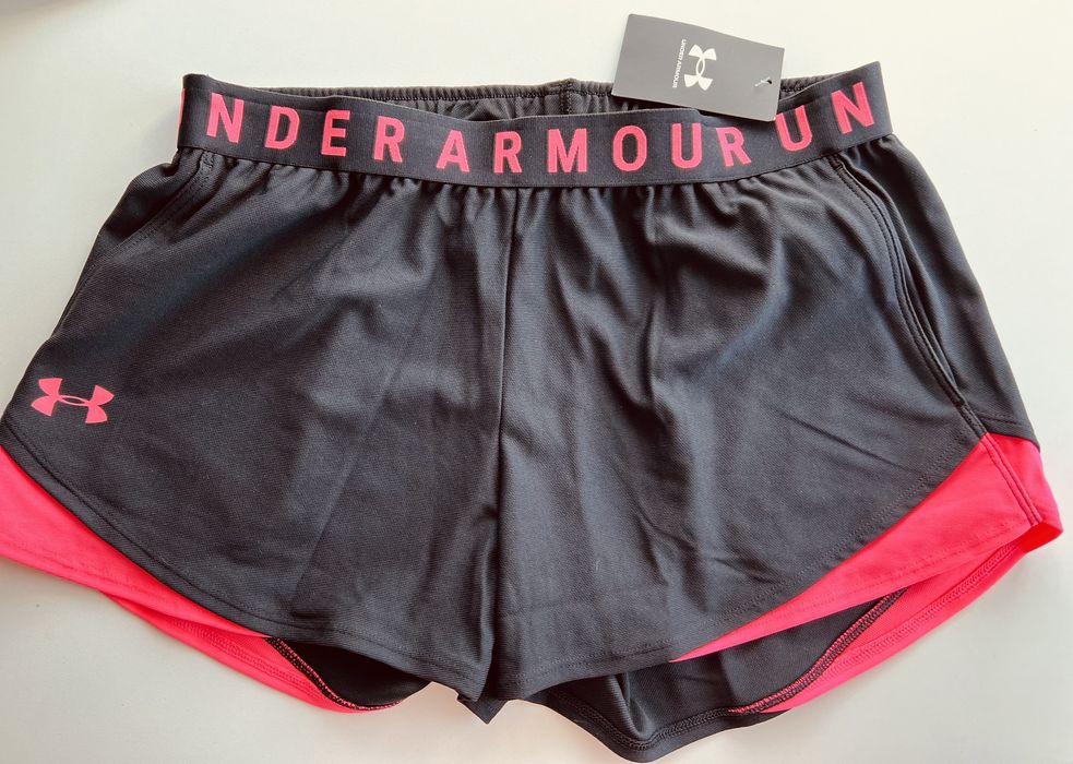 Under Armour Szorty damskie z aplikacją medium waist spodenki
