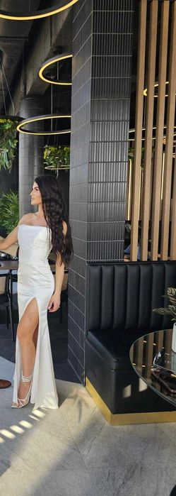 Suknia ślubna rybka