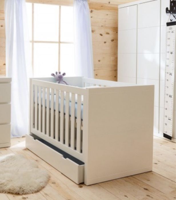 Łożeczko dziecięce Pinio 140x70 z szufladą i materacem