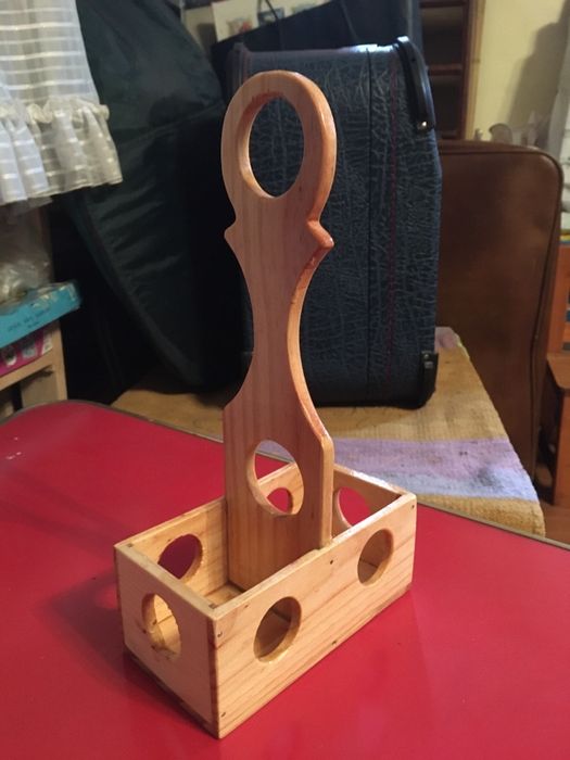 Galheteiro, suporte para garrafas de azeite e vinagre