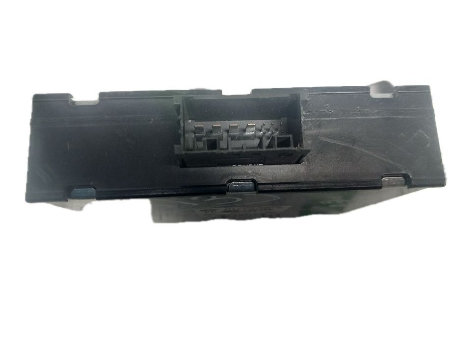 Módulo genérico BMW 1 (E81)