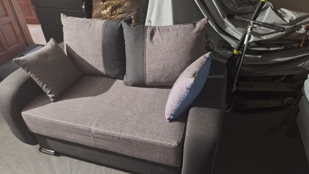 Fajna kanapa sofa  160x 100