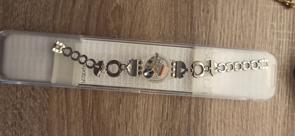 Часы swatch новые