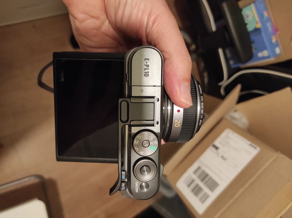 Câmara Olympus epl-10 com Panasonic 20mm