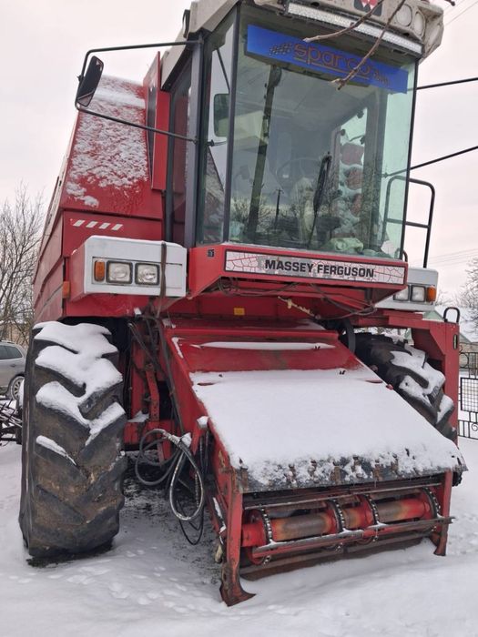 Комбайн Massey Ferguson 40