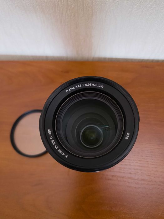 Об'єктив Sony E PZ 18-105mm f/4 G OSS