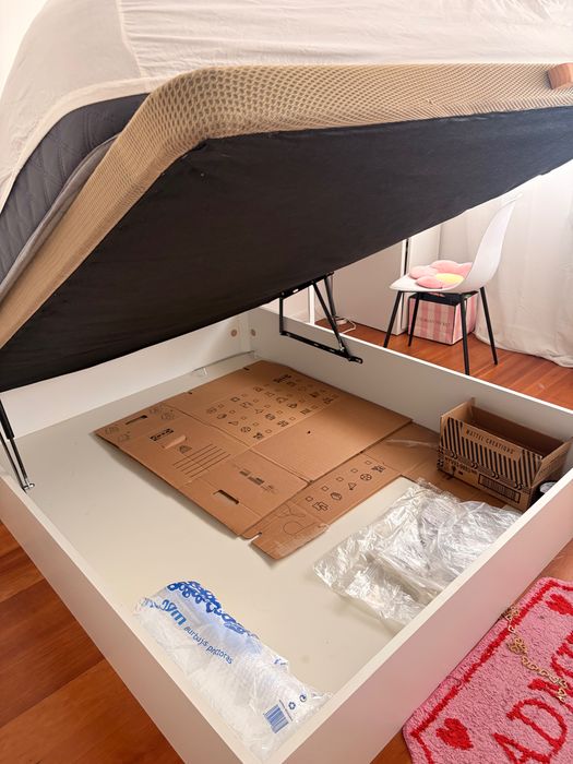 Cama bau casal semi nova