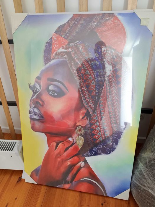 Quadros novos grandes e selados na caixa