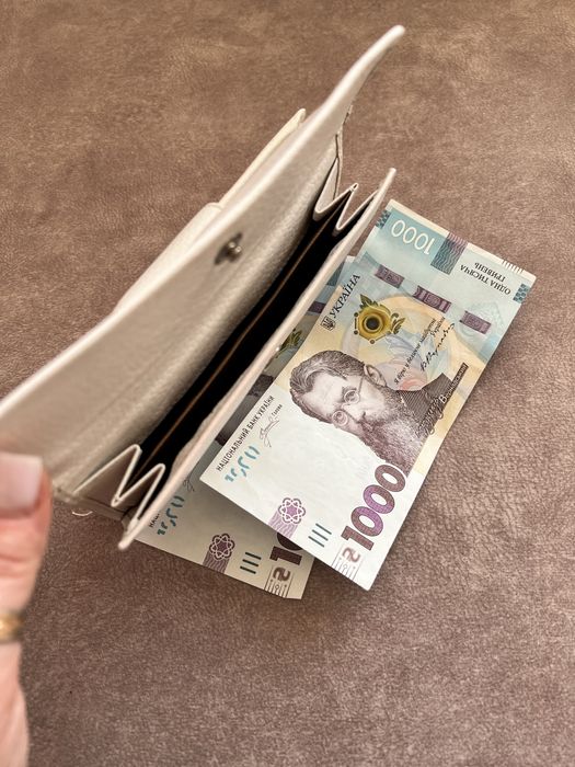 Гаманець шкіряний, шкіра натуральна, стан ідеальний