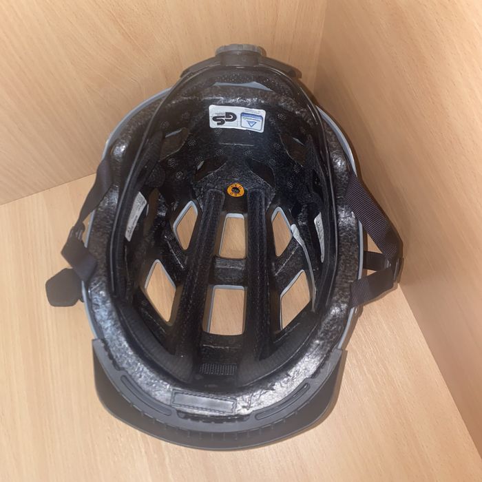 Велосипедный шлем Abus HYBAN concrete grey (размер 52-58см)